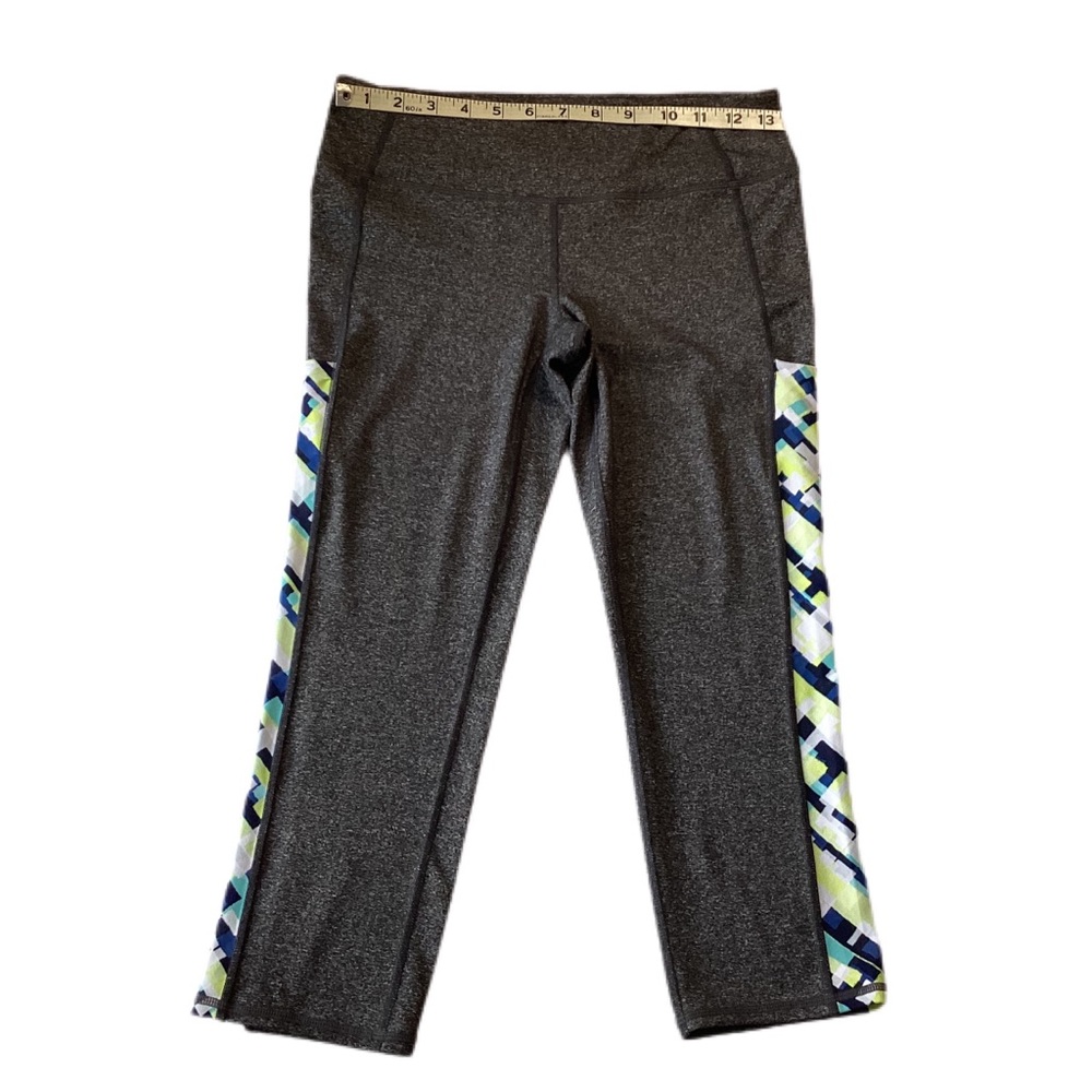 ‼️SOLD‼️ Gap Fit Womens Gfast Capri SM Leggings - Picture 9 of 9